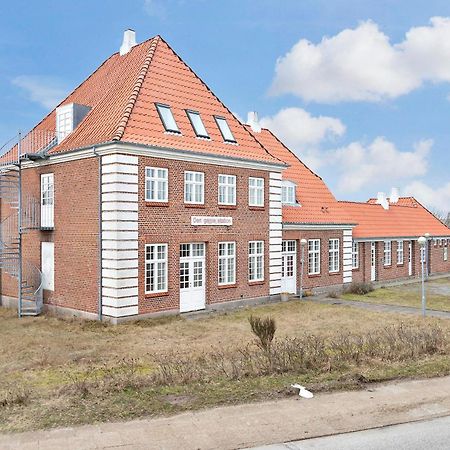 Hirtshals Gamle Station Bed & Breakfast Екстериор снимка