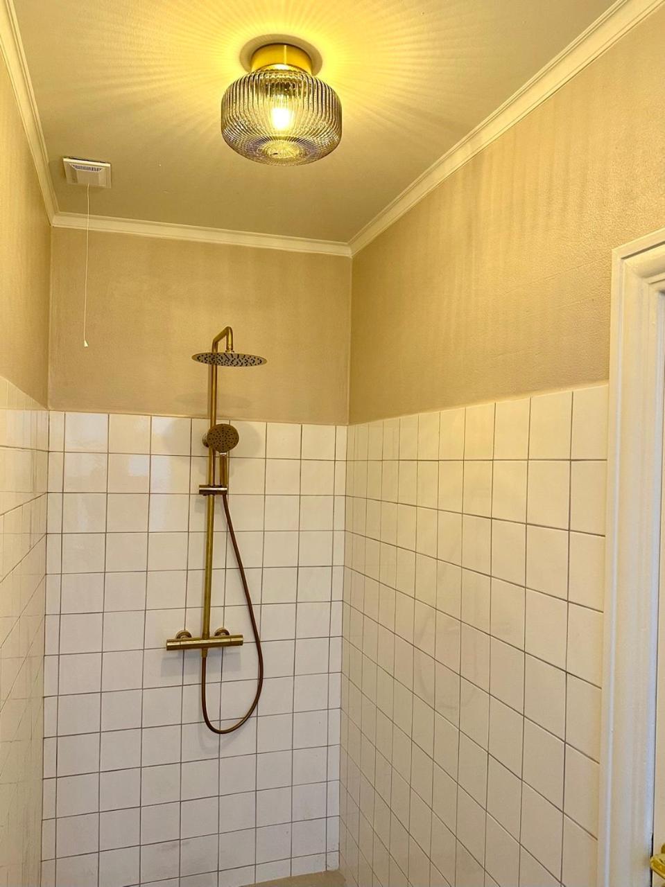 Hirtshals Gamle Station Bed & Breakfast Екстериор снимка